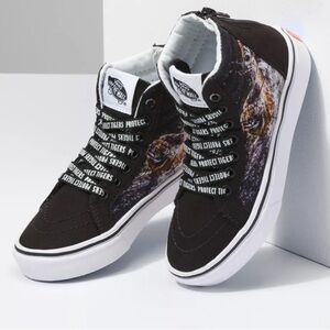 VANS X PROJECT CAT KIDS COMFYCUSH SK8-HI ZIP | NEW in BOX/NWT!!👟🖤